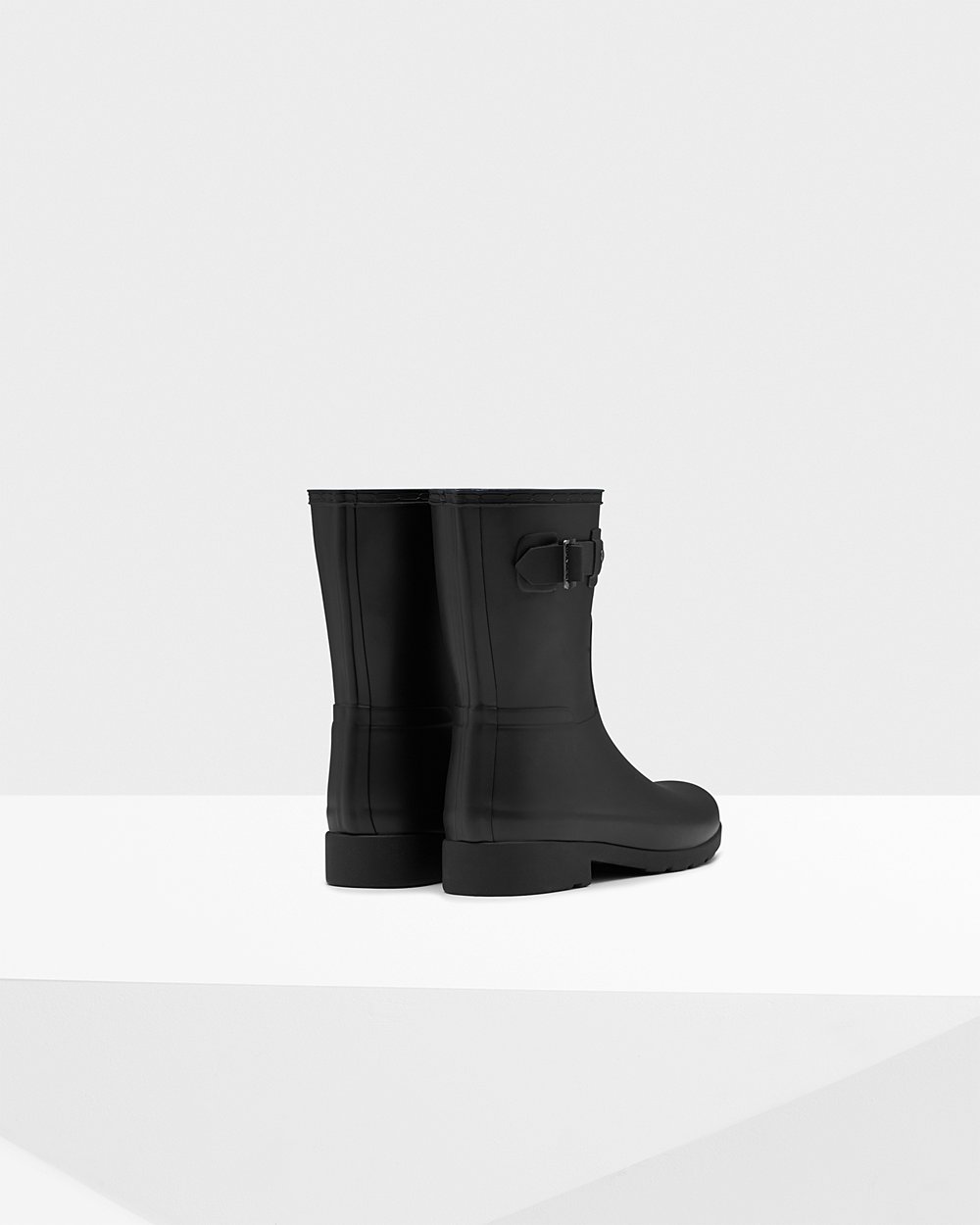 Women Hunter Refined Slim Fit | Short Rain Boots Black | NZ-7594-RIVF